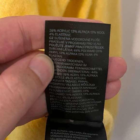 H&M Women’s Yellow Sweater Acrylic Alpaca Wool Crewneck Pullover Medium - Picture 8 of 12